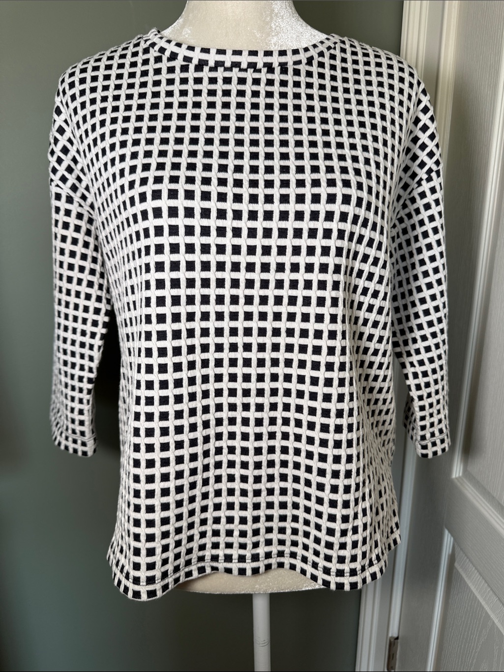 Lou & Grey Black White Grid Textured Knit Top Medium 3/4 Sleeve Casual